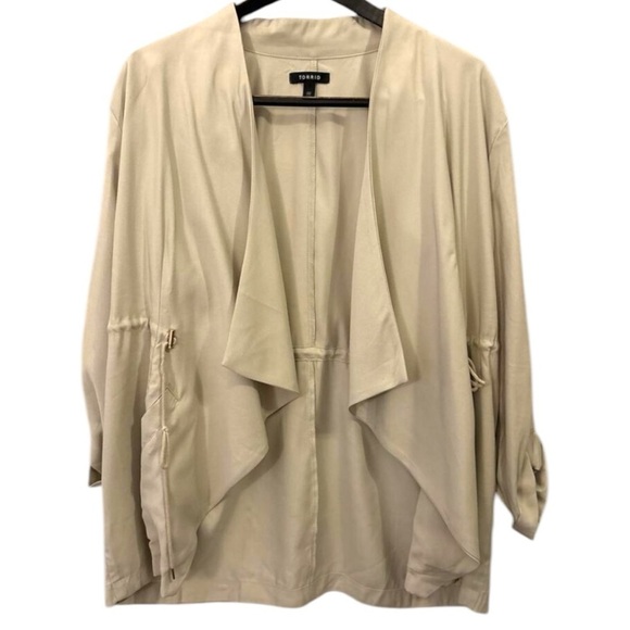 torrid Jackets & Blazers - Womens Torrid Cream Open Front Jacket Size 00